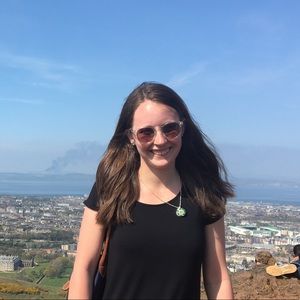 Meet your Posher, Caroline